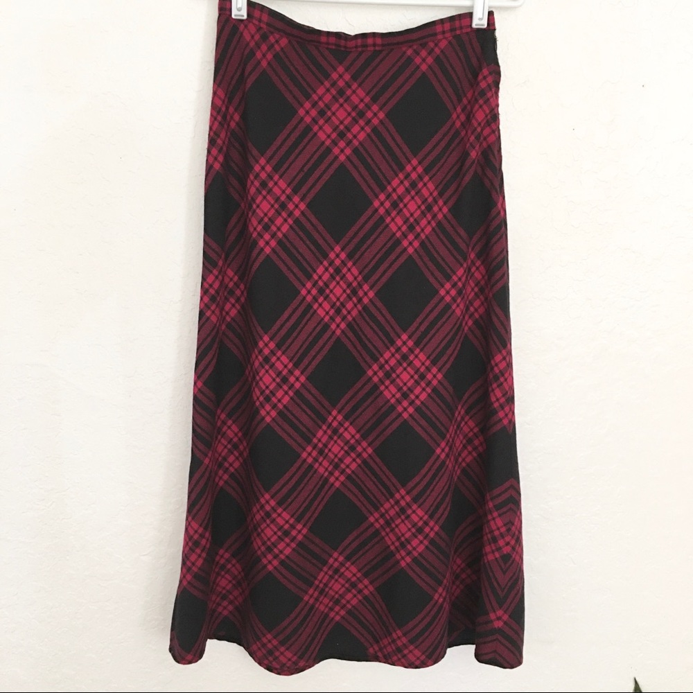Wool plaid gingham buffalo midi skirt vintage red